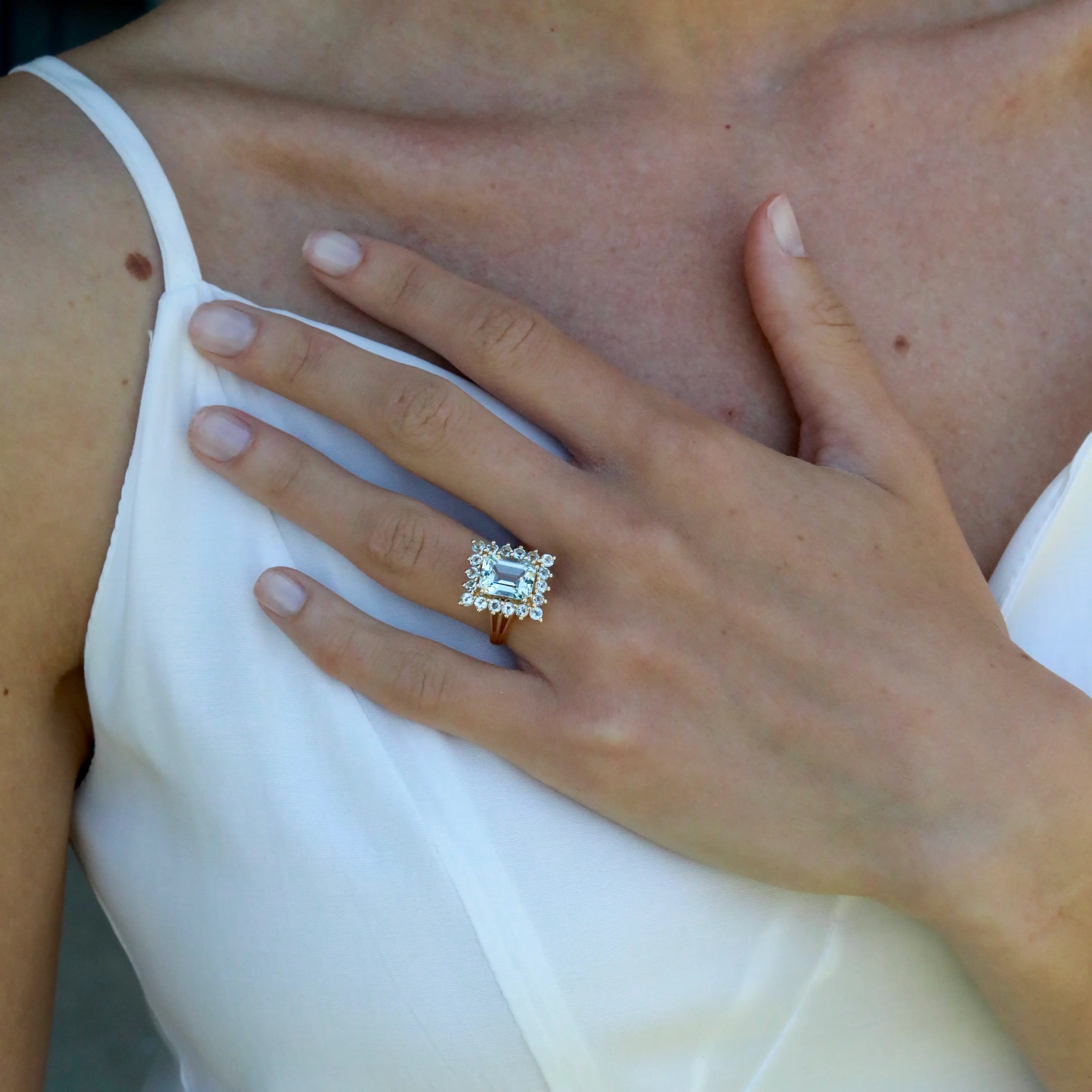 14k yellow gold natural sky blue aquamarine cocktail ring