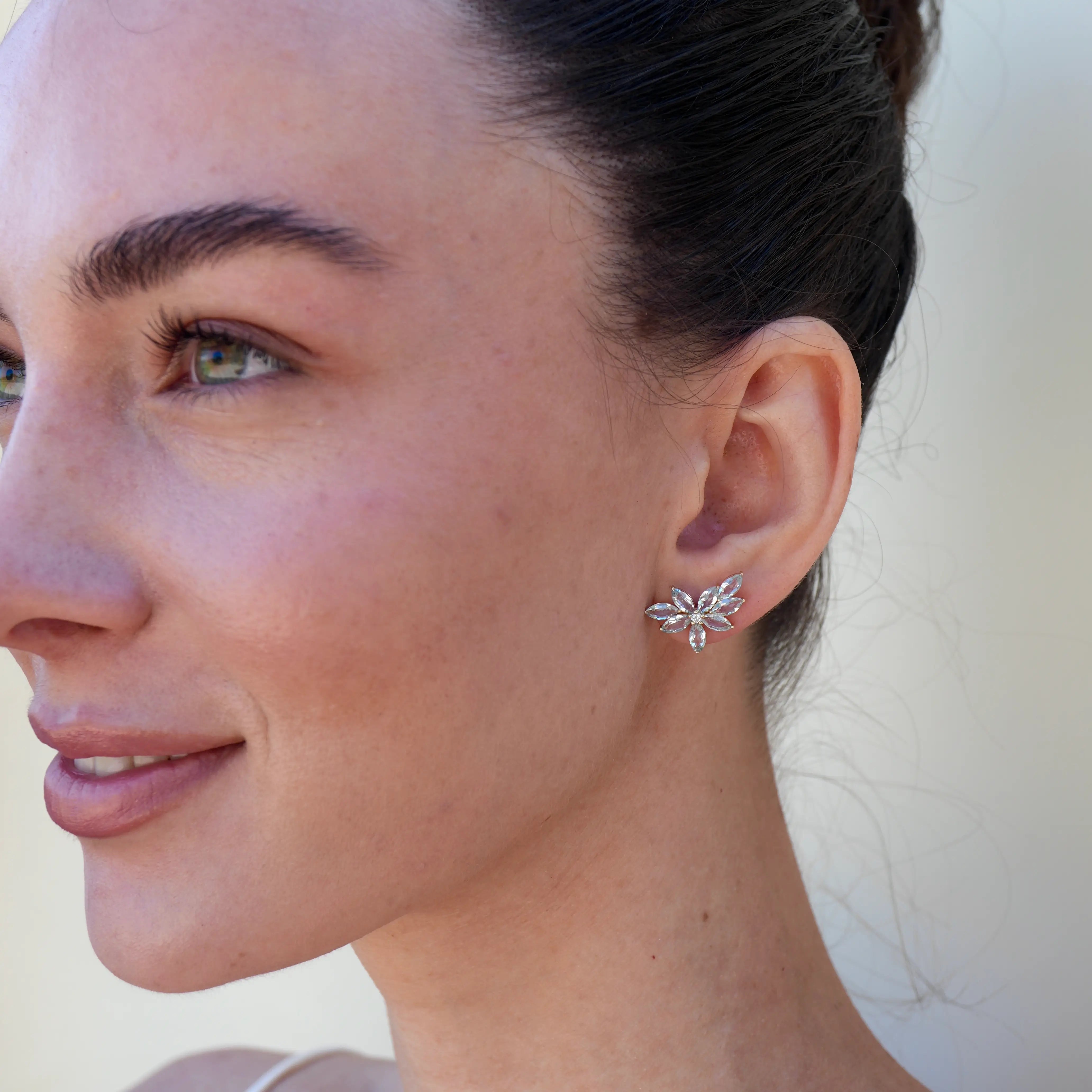 natural Aquamarine Diamond Cluster Earrings 14k yellow gold