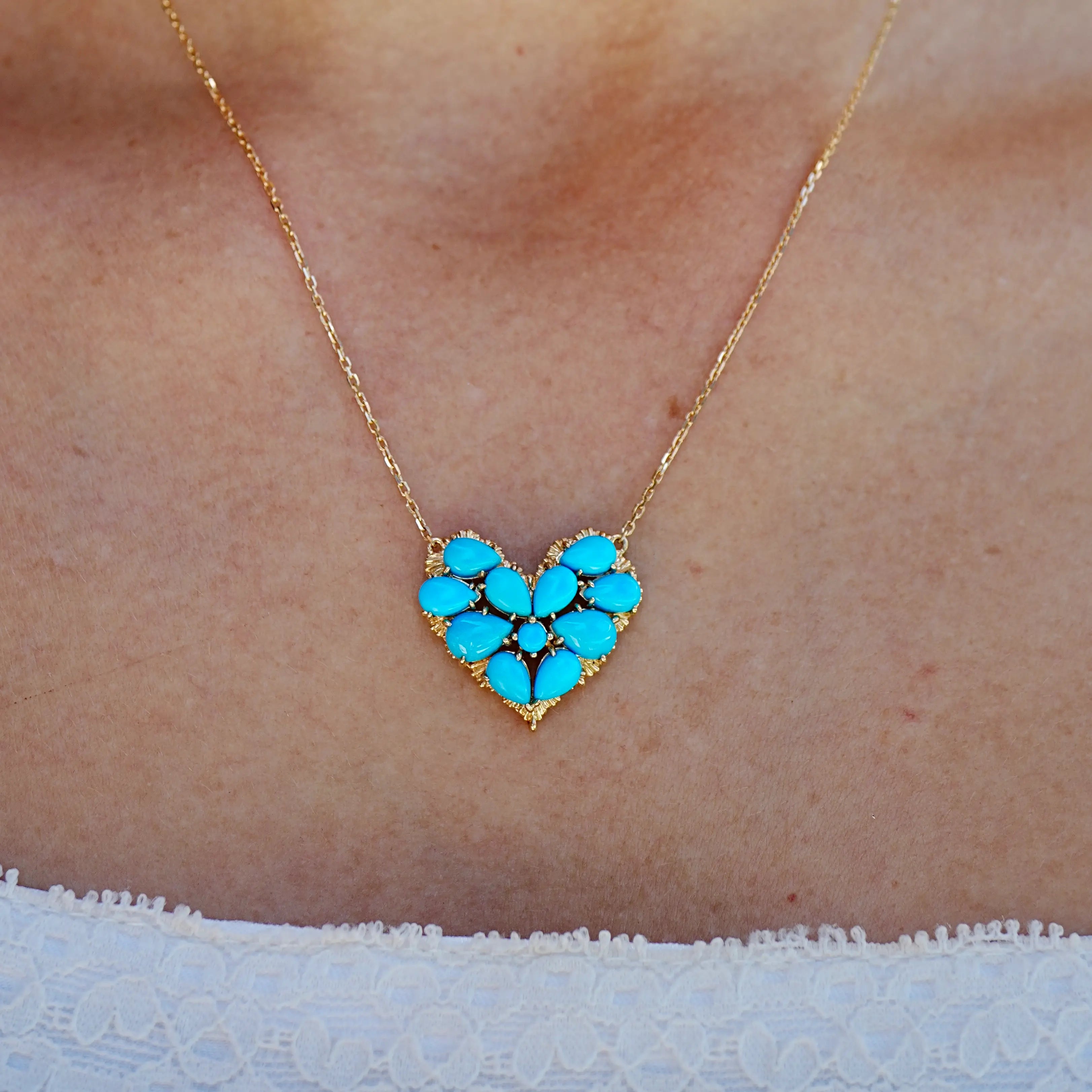 Fantasy Natural Turquoise Heart Pendant Necklace 14k yellow gold