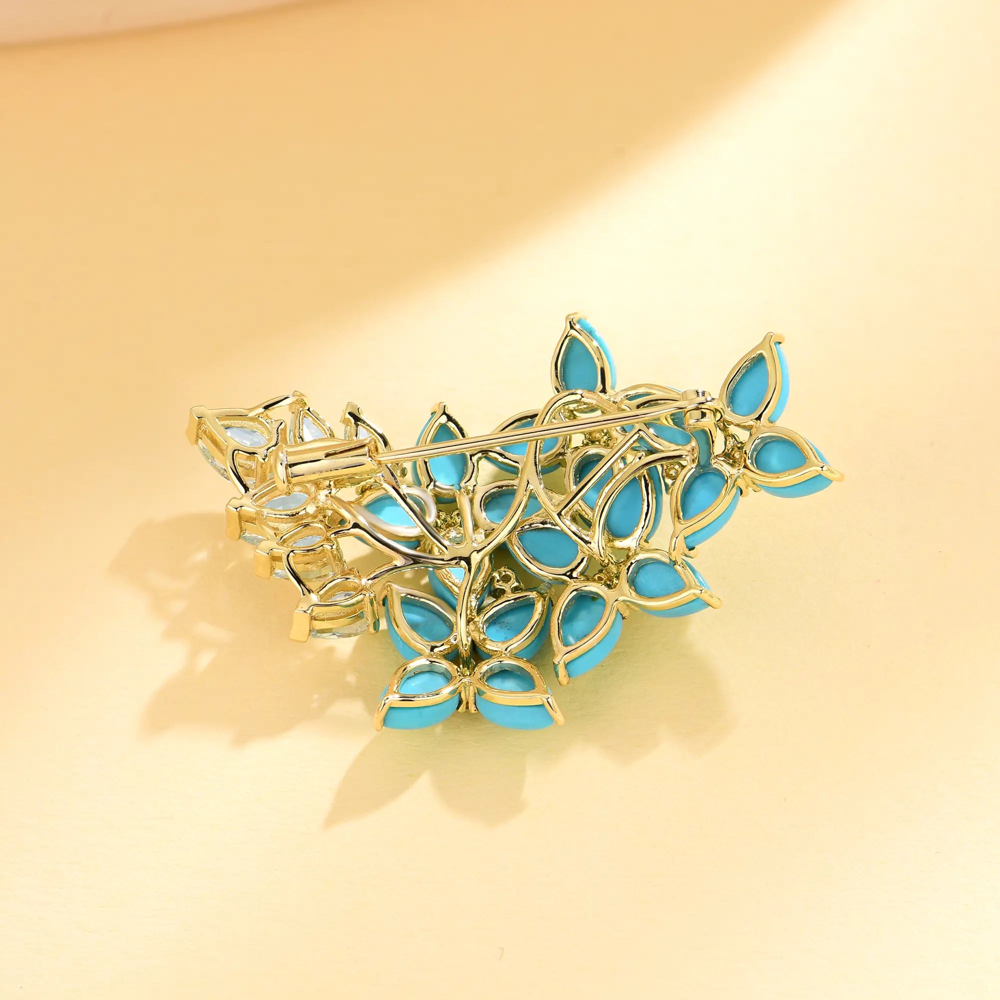 Hydrangea Blossom natural Turquoise Aquamarine Diamond Convertible Brooch/Pendant 14k yellow gold