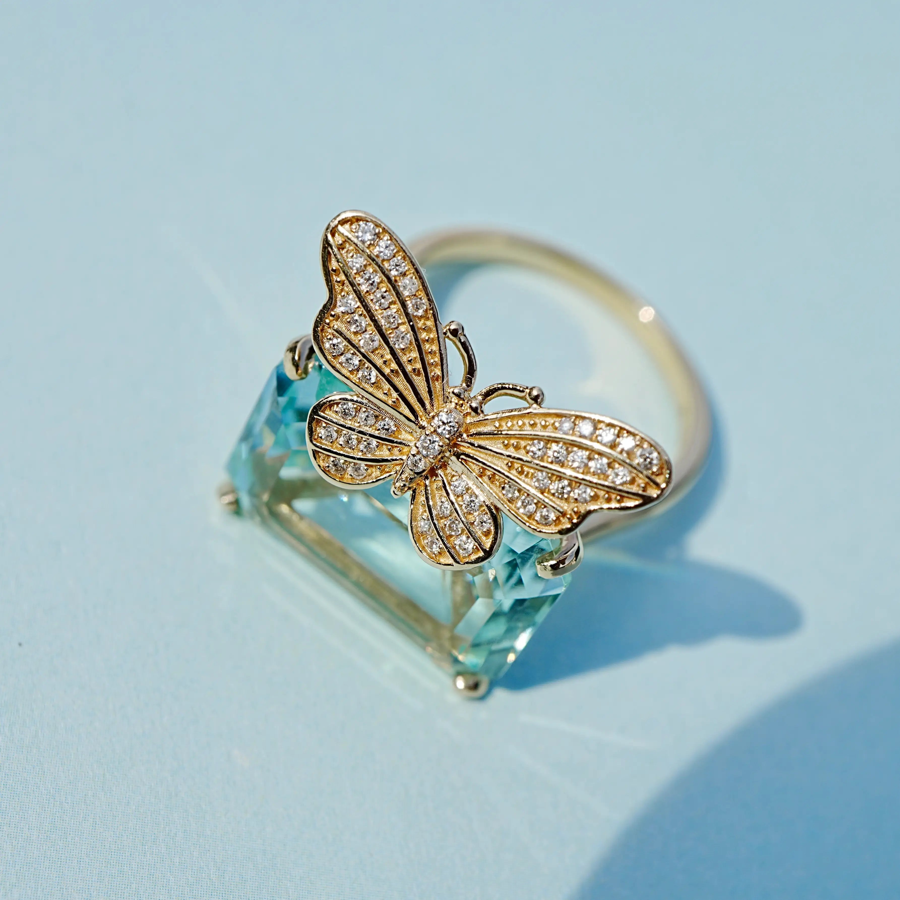 Nina Zhou One-of-a-kind Natural Diamond Butterfly on Natural Aquamarine Ring in 14K Yellow Gold, US 6