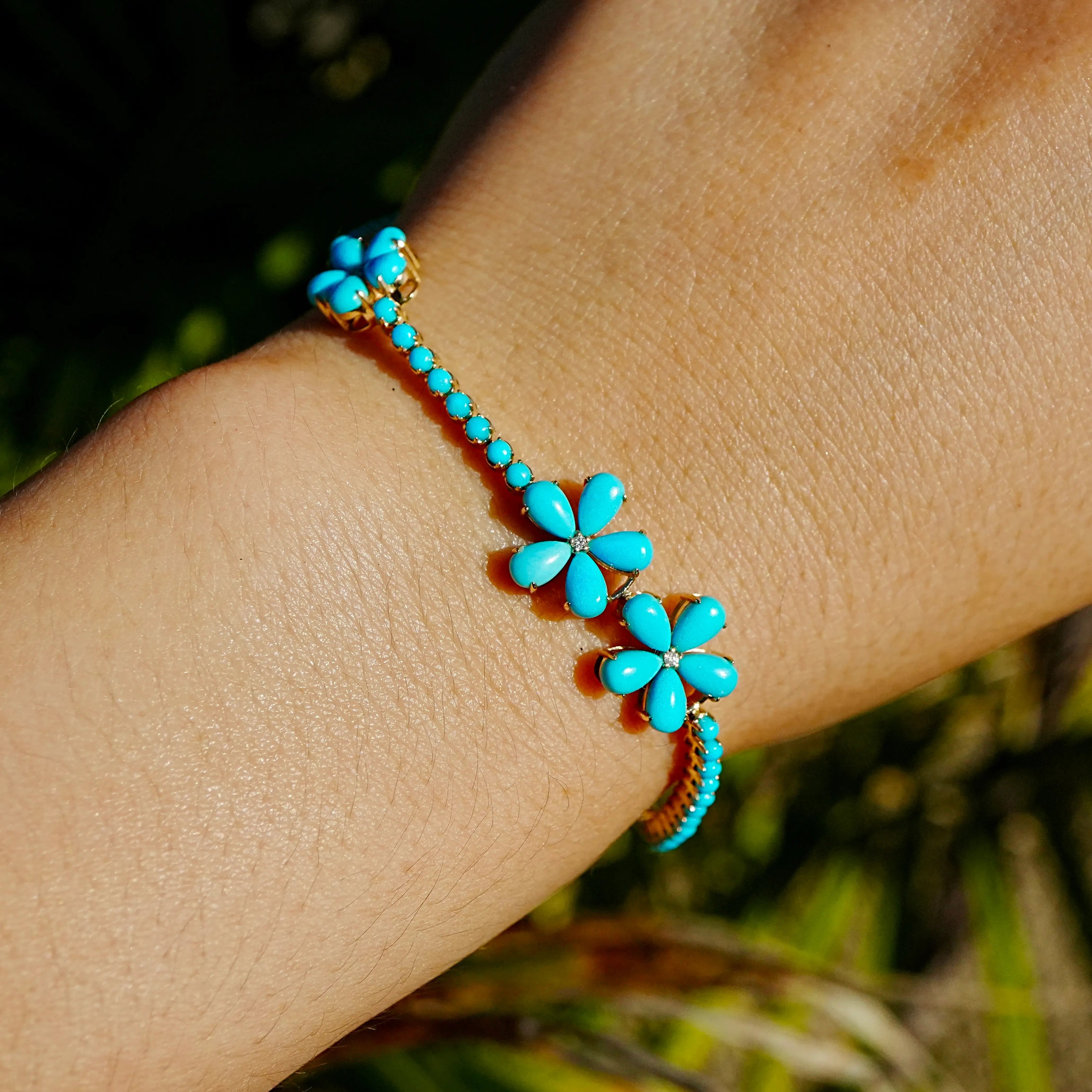 Blossom Natural 3.55ctw sleeping beauty Turquoise Diamond Bracelet in 14k yellow gold